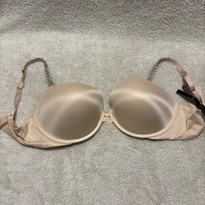 Victoria’s Secret Very Sexy Push-up Shine Strap